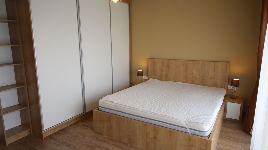 Apartament cu 3 camere de închiriat la intrare in Dumbravita - Poză 6