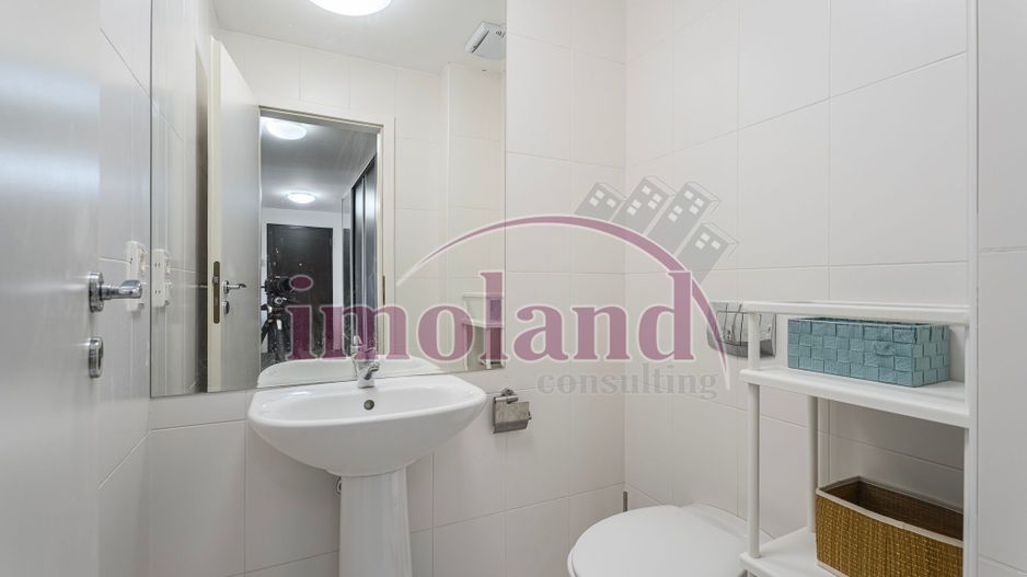 Vanzare - Apartament 3 camere- ULTRACENTRAL - Complex Delea Veche 24 - Poză 12