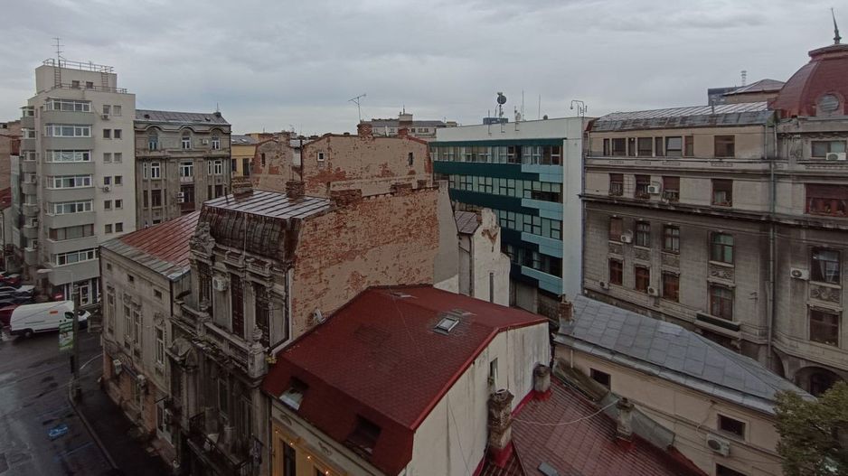 Vanzare apartament complet renovat zona Universitatii - Poză 24