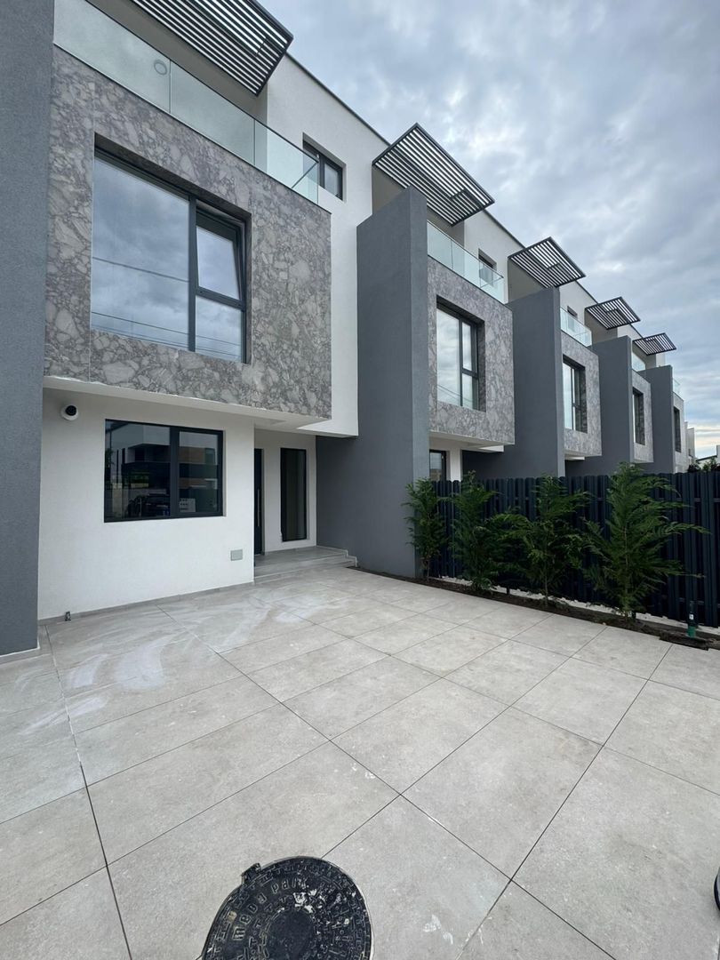 MILLO VILLE - Poză 3