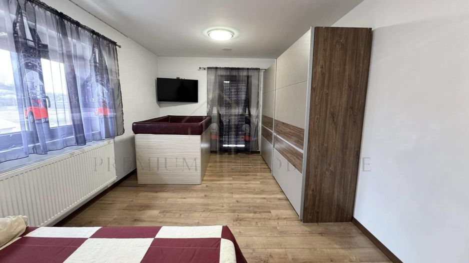 Vila de Lux la 13 km de Onesti - Poză 21