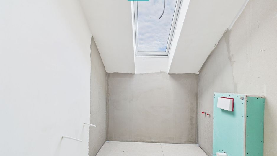 Apartament la mansardă în Freidorf - Shopping City - Poză 8