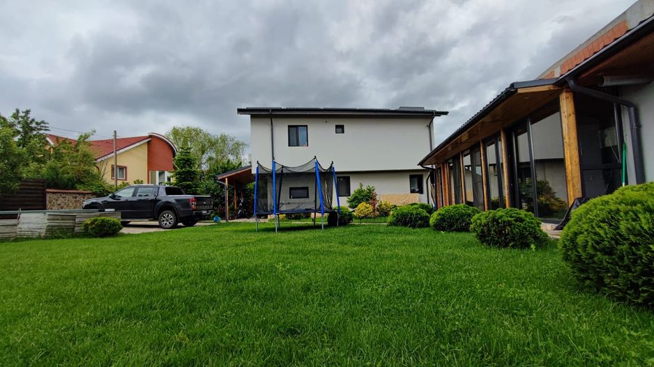 Duplex premium cu curte superb amenajată și anexă 80 mp - Poză 8