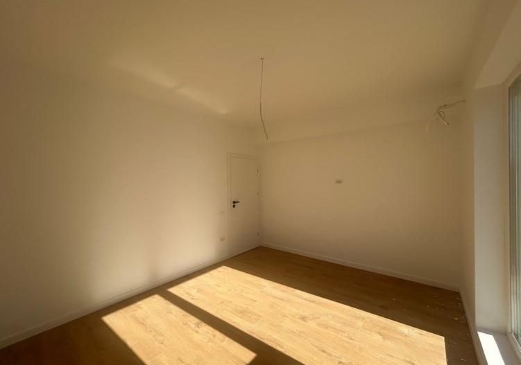 2 camere parter | sediu firma - cabinet | City Nord Tunari - Poză 5