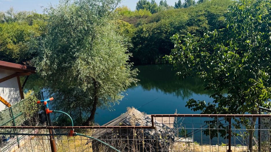 Casa Podgoria cu ponton pe malul Crisului - Poză 2