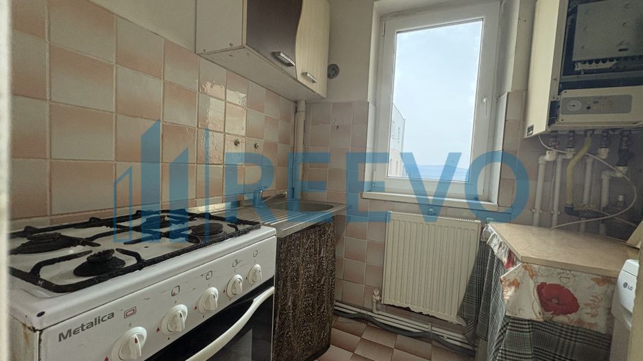 Apartament 2 camere în Buhuși - Poză 4