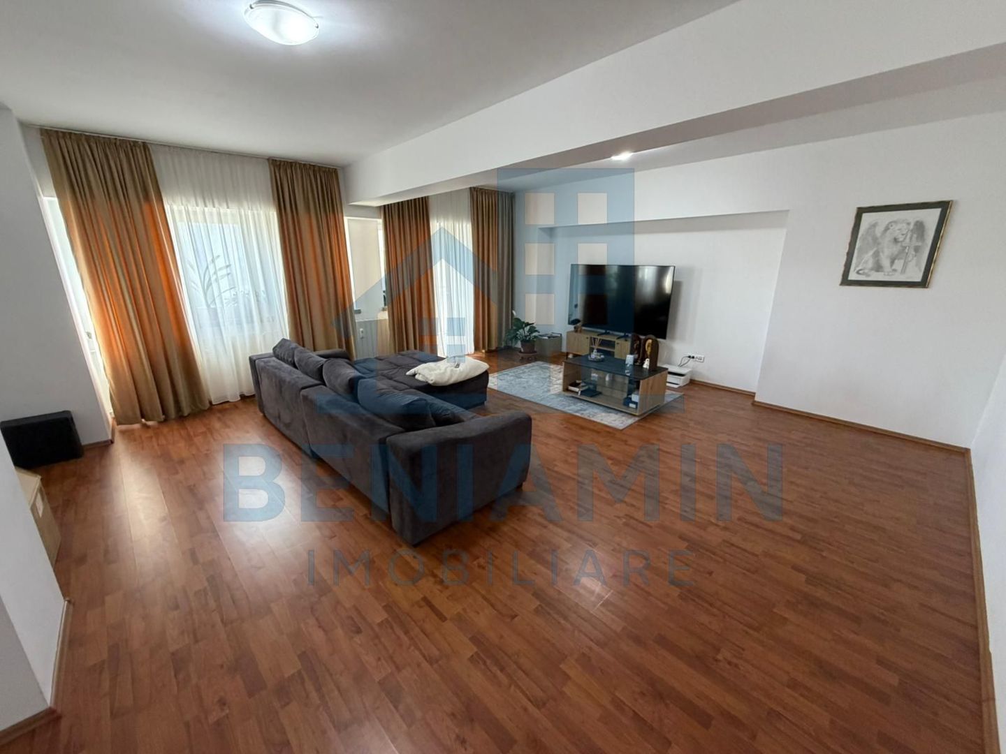 Apartament-Bloc Coreeni-4 Decomandate-158mp-Parcare-Ultracentral - Poză 2