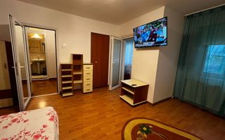 Închiriez garsoniera- zona Berceni - Poză 1