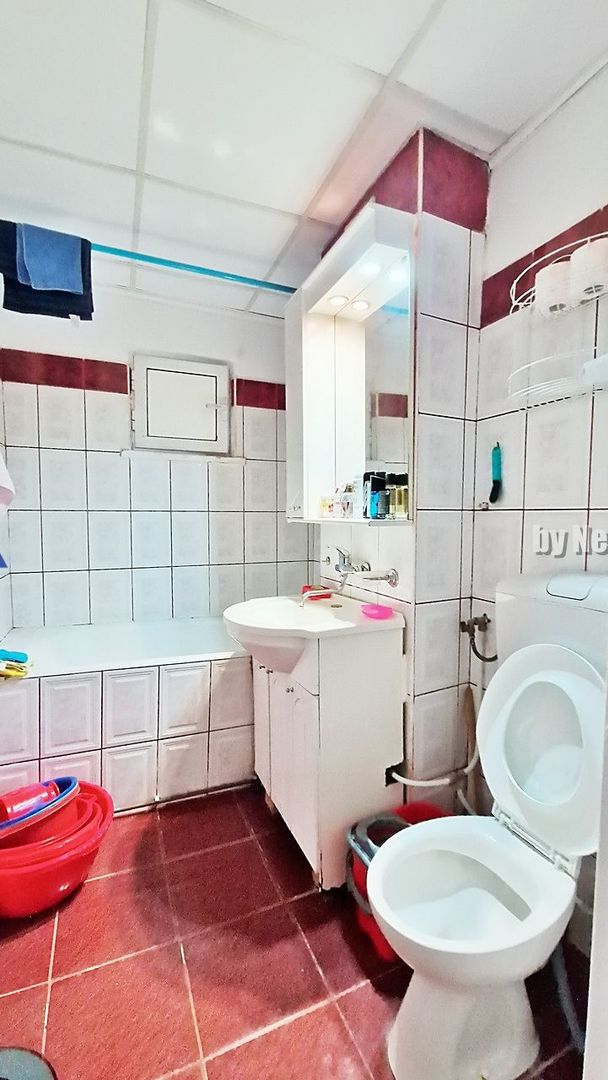 Vanzare apartament 3 camere, Banat - Poză 8