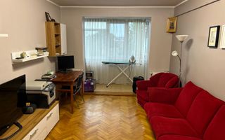 Apartament cu 3 camere în zona, mobilat si utilat -  Piata Centrala - Poză 2