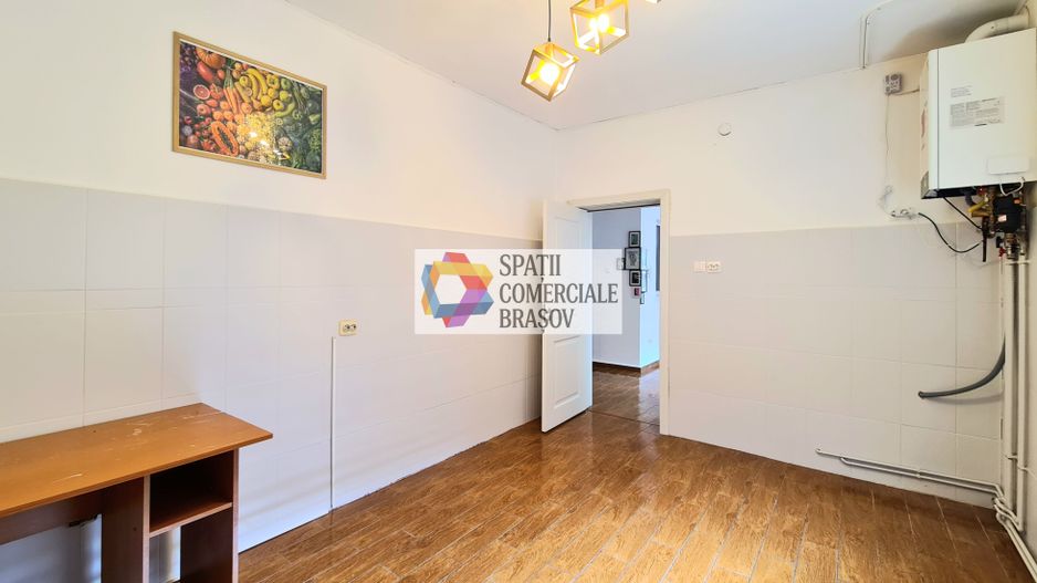 Spatiu birouri de închiriat Brasov - 200 mp  # spatii-comerciale-brasov.ro - Poză 10