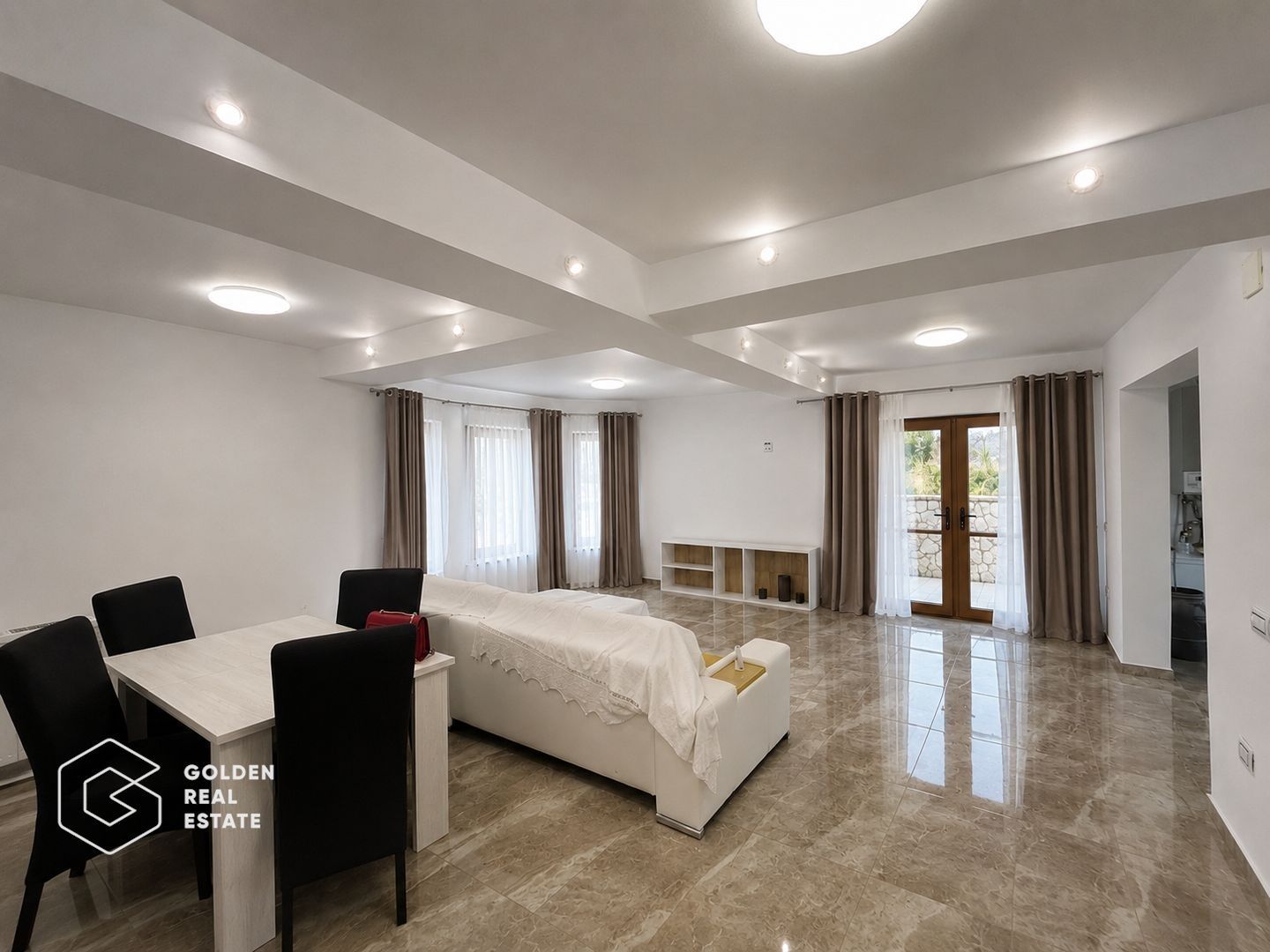 Casa noua P+M, finizaje moderne, localitatea Horia, comision 0% - Poză 4