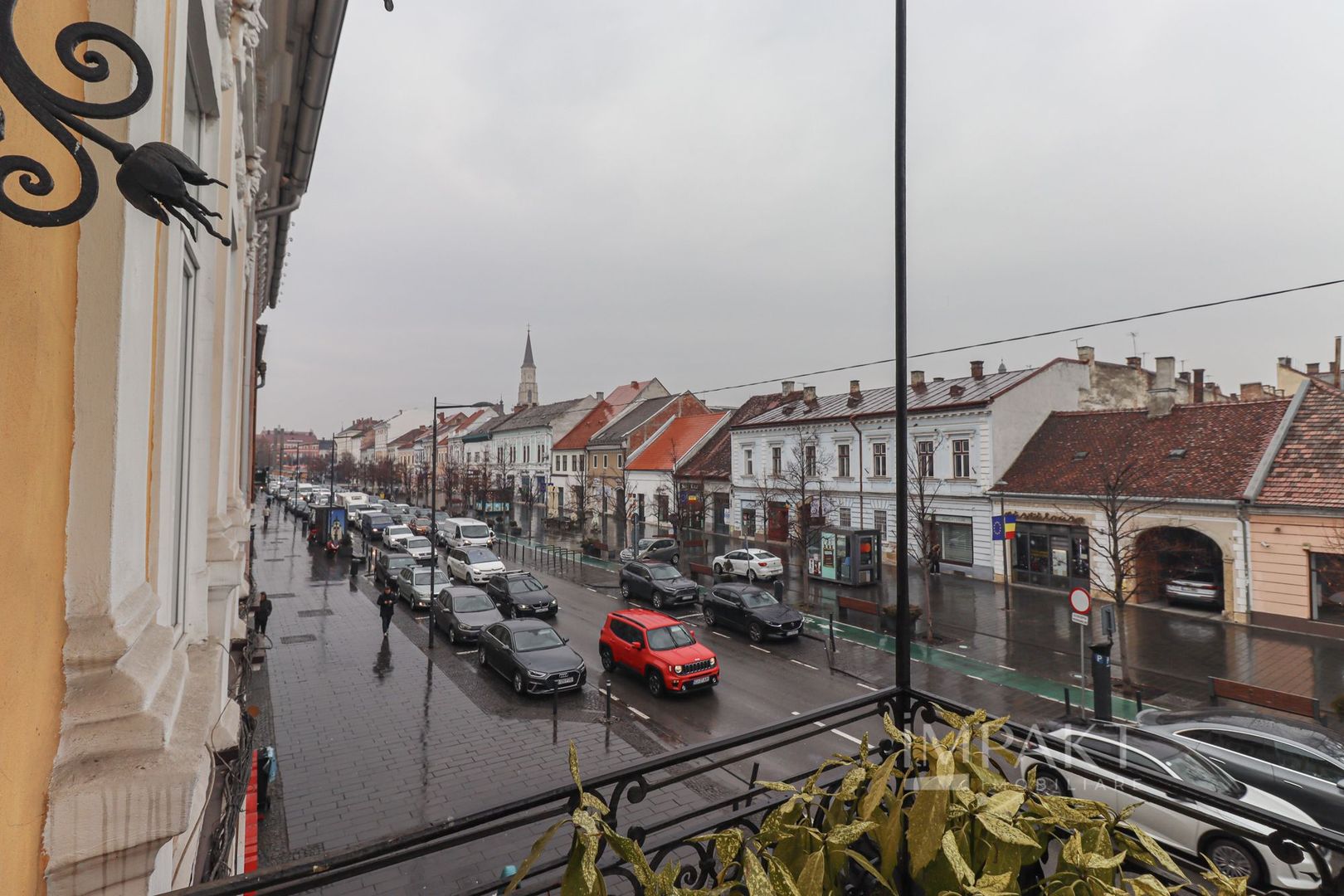 Apartament deosebit cu 4 camere in centrul orasului Cluj Napoca - Poză 20