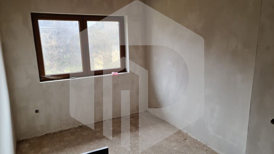 Casa pretabila pentru inchiriere | 7 camere | 290 mpu | Ocna sibiului - Poză 5