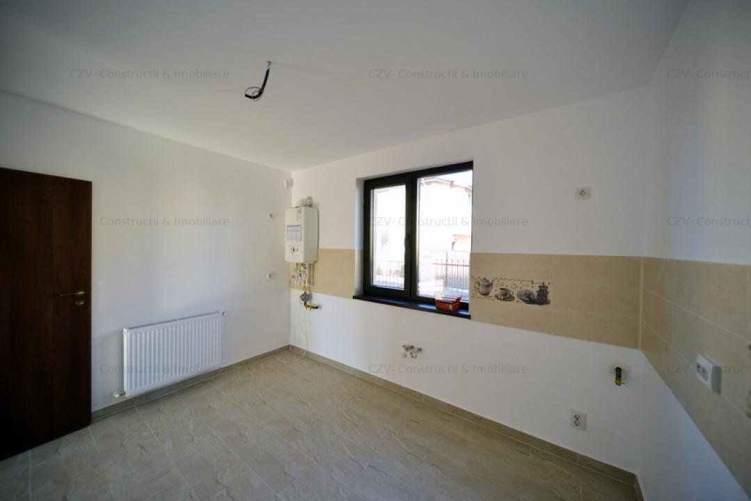 Predare la Cheie, Curte Amenajata, Toate Utilitatile in Uz - Poză 9