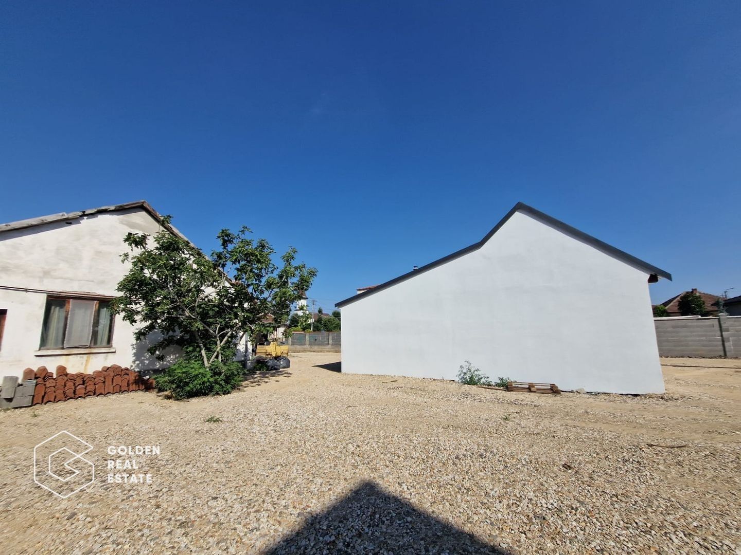 Teren 900 mp cu cladire de birouri pt depozit, parc auto,  centru logistic, etc - Poză 5