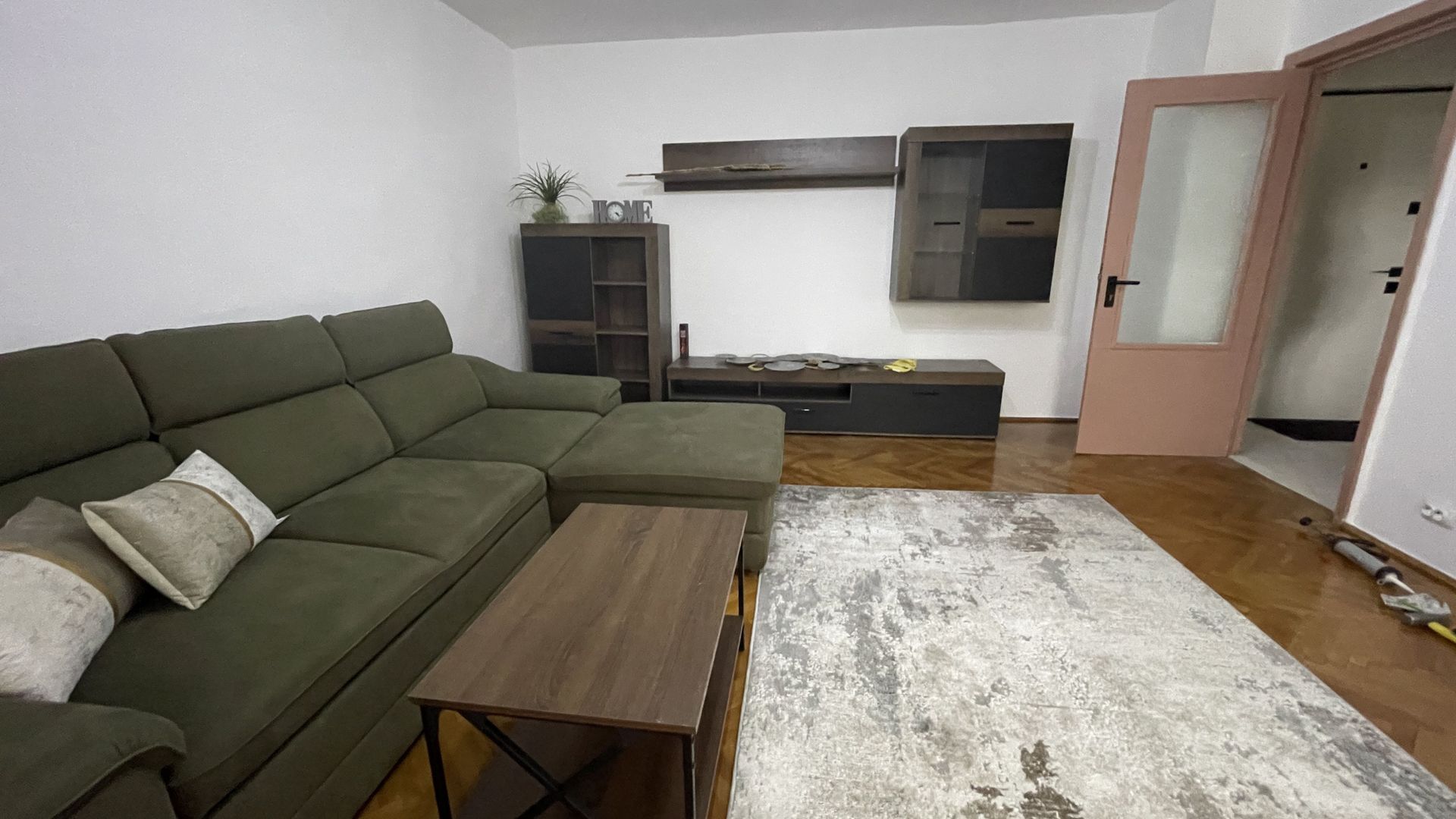 Apartament 2 camere la etajul 1 -zona Bucovina - Poză 1