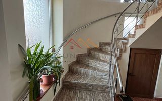 Vila de vanzare, 5 camere, garaj, 383 m2 teren, Campina - Poză 6