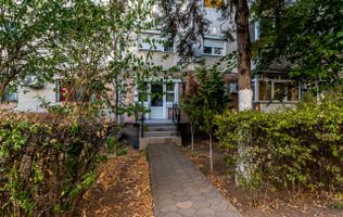 Apartament 4 camere la parter, acces direct din stradă in Micalaca