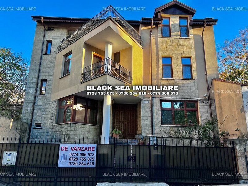 Ocazie unica de investitie in zona Ultracentrala l Vila 7 camere P+1+M - Poză 1