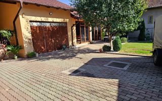 Casa renovata, 4 camere, 2 terase, mobilata, utilata, 568 mp teren - Poză 4