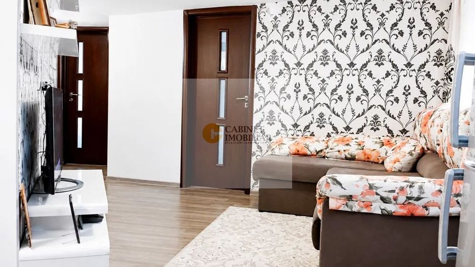 3 camere in vila  | Unirii I Etaj 3 I Centrala proprie - Poză 2