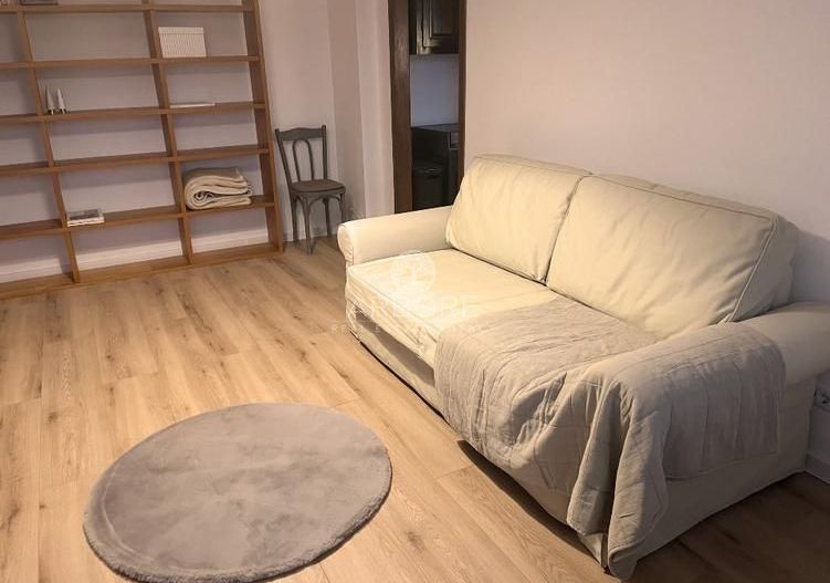 Inchiriere 2 camere Piata Unirii metrou renovat prima chirie - Poză 6