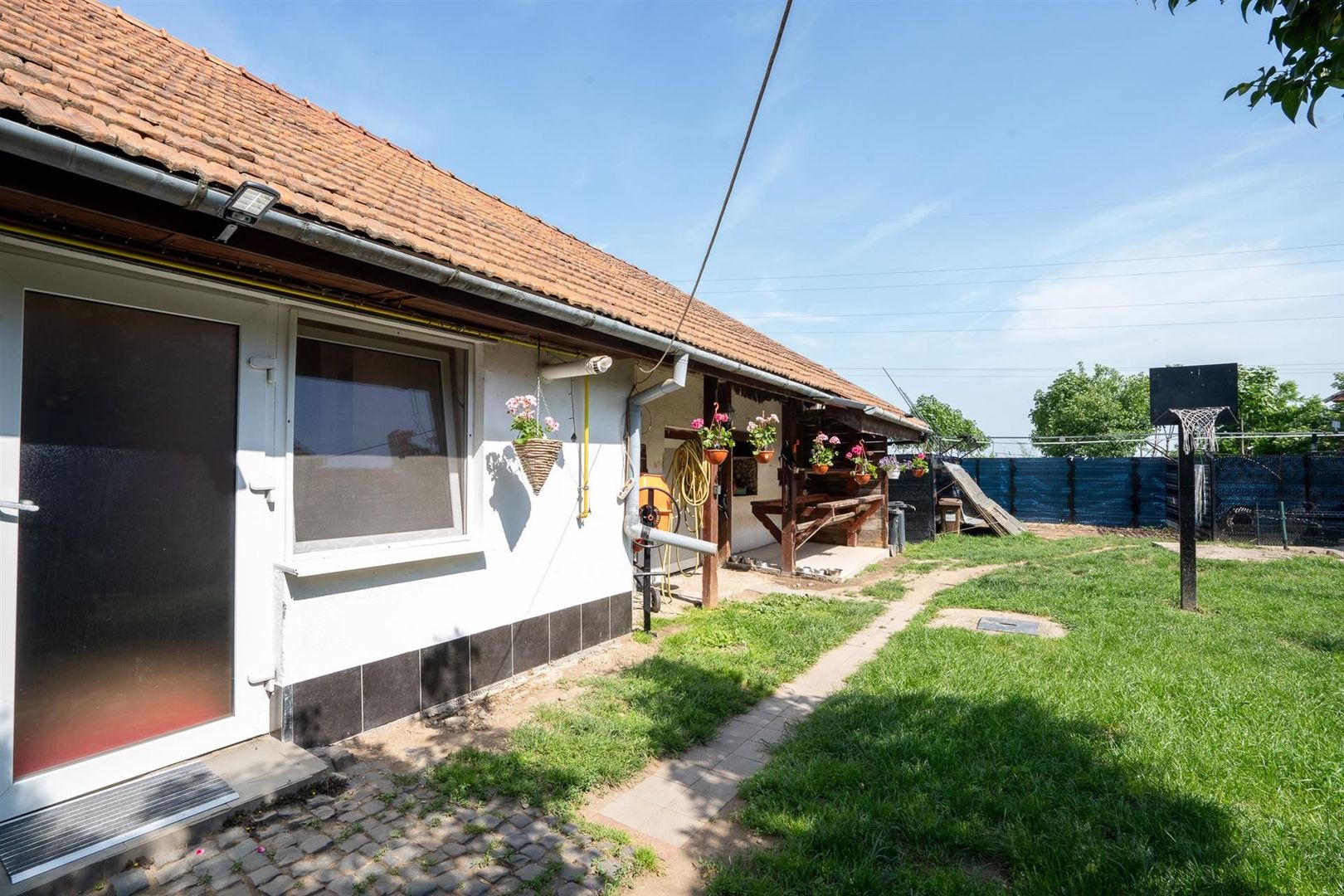 CASA DE VANZARE EPISCOPIA 1450 MP TEREN - Poză 3