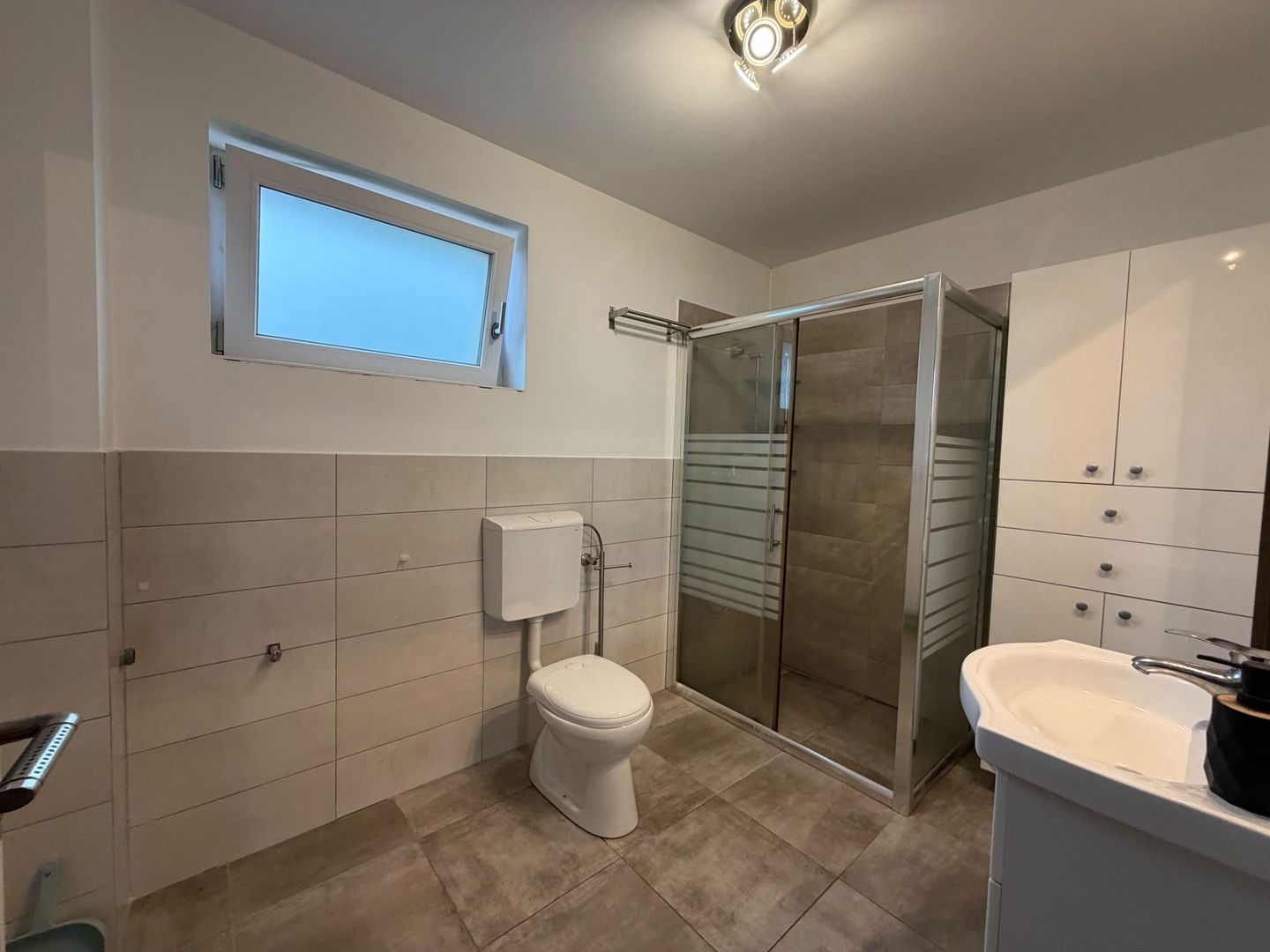 Casă de vânzare în Șura Mare, teren 334 mp - Poză 33