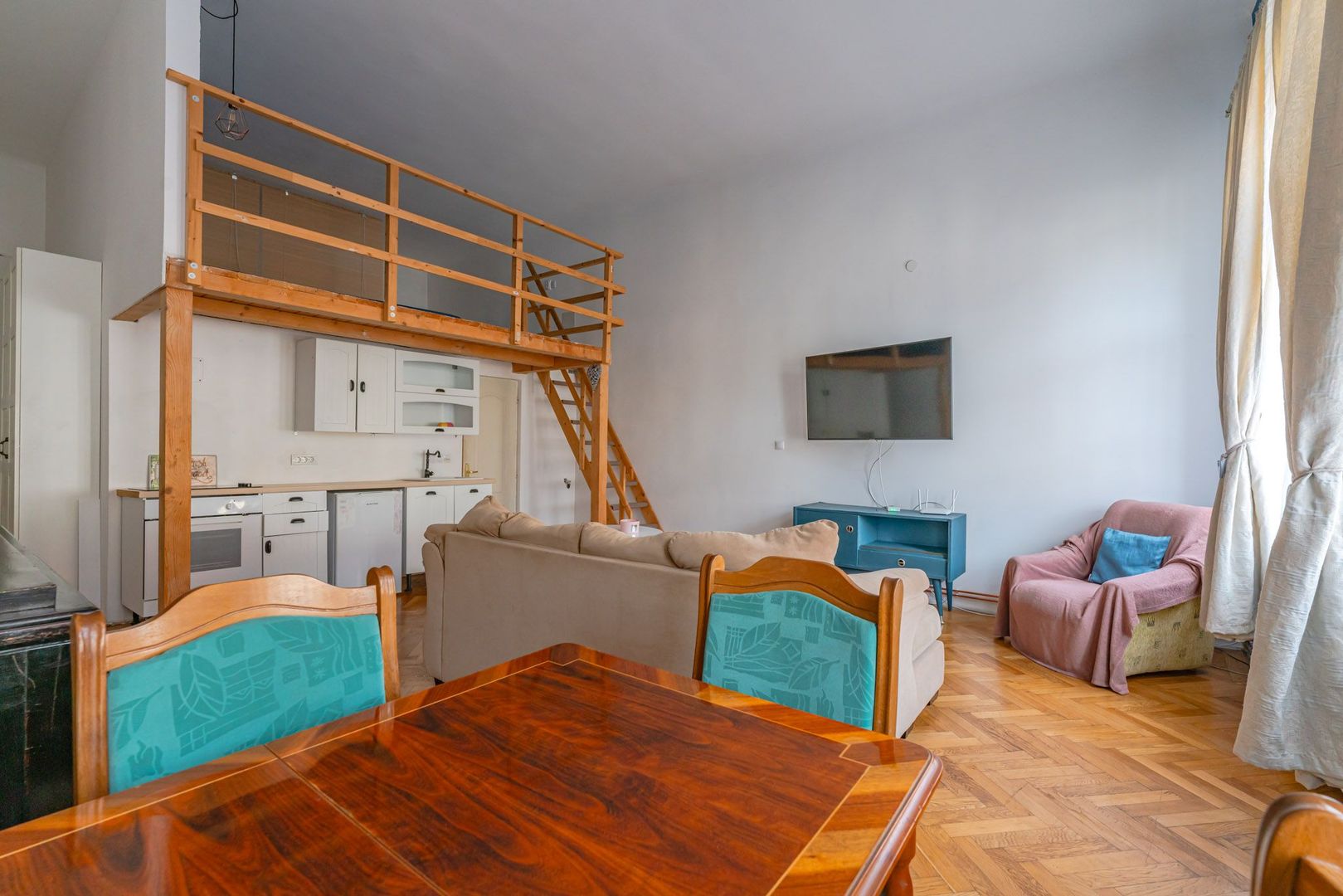 Garsonieră spațioasă cu zonă de dormit separată, Livada Poștei, Lungă 19 - Poză 4