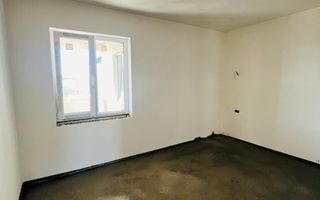 Casa finisata la cheie cu 5 camere in localitatea Santandrei - Poză 5