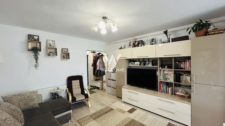 Apartament 3 camere, etaj intermediar, mobilat, 2 bai, 2 balcoane - Poză 10