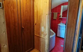 Casa / pensiune investitie sat Pestera, Moieciu, Bran - Poză 14
