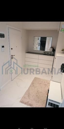 Inchiriez ap complex royal town cu parcare inclusa - Poză 5