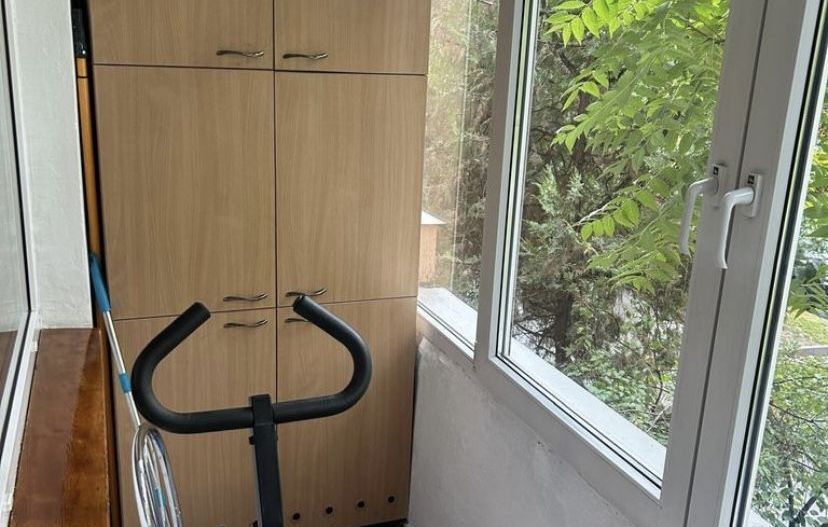 Apartament spatios, trei camere, Vatra Luminoasa - Poză 10