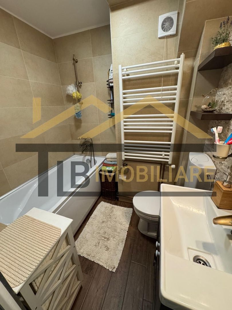 Apartament de 3 camere, garaj, 60mp, zona UltraCentrala - Poză 12