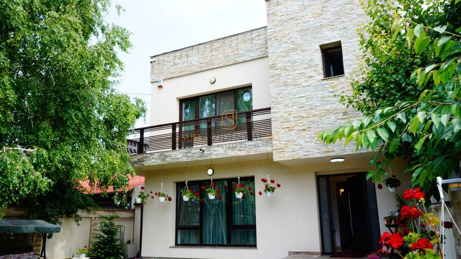 Vila deosebita cu 6 camere, zona Aparatorii Patriei, Sector 4 - Poză 2