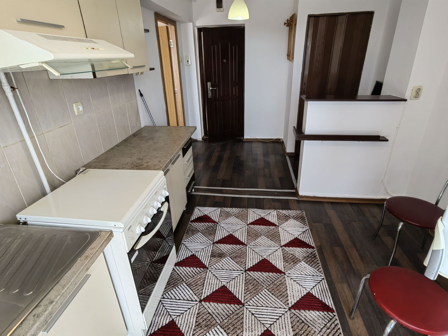 Apartament 2 camere etajul 2  1 decembrie 1918 - Poză 4