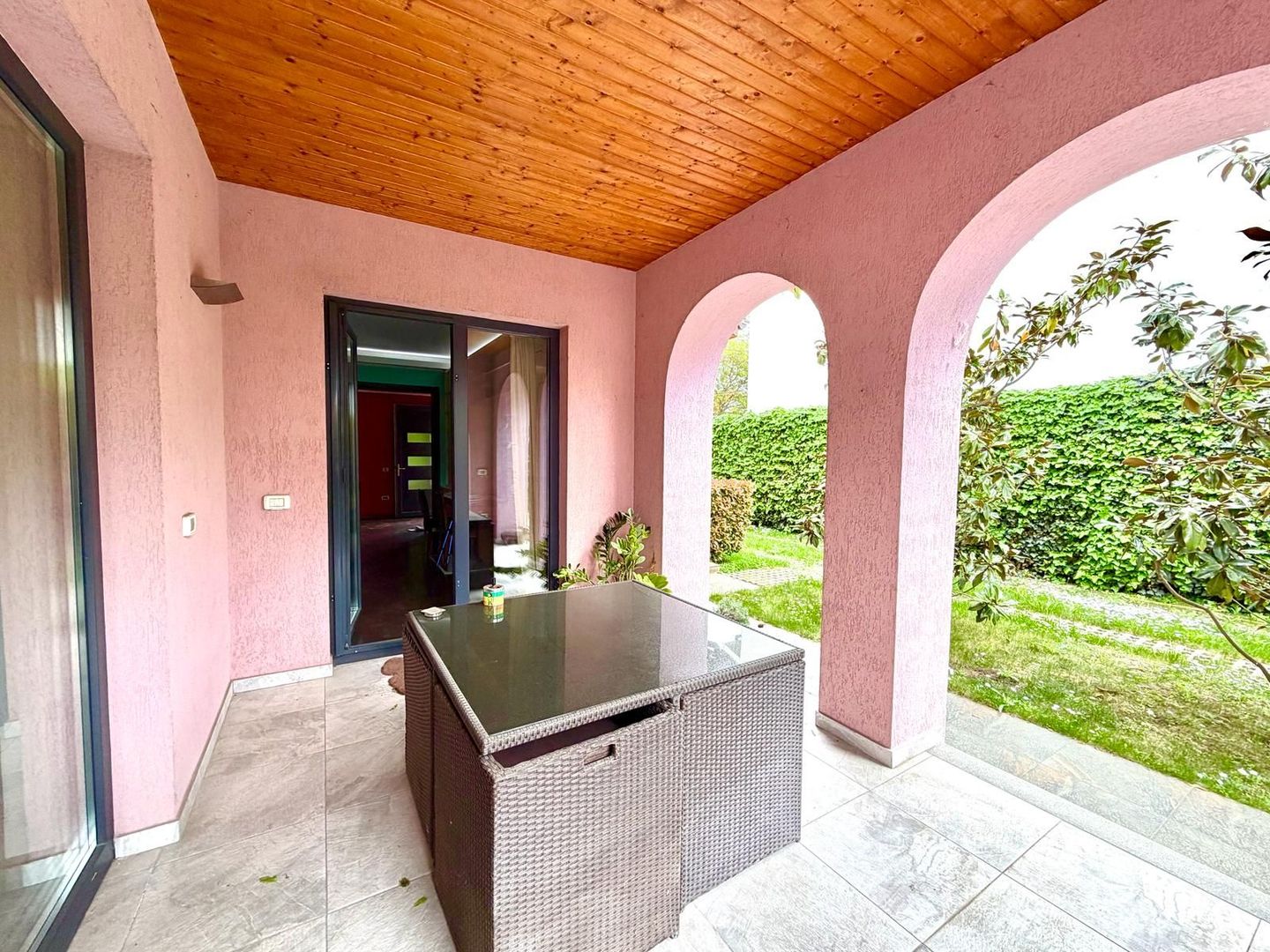 Vila cu 4 camere cu lift, jacuzzi și terasă panoramică tip penthouse - Poză 19