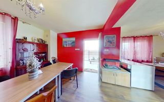 Camin primitor pe compozitie particulara, curte individuala - Poză 1