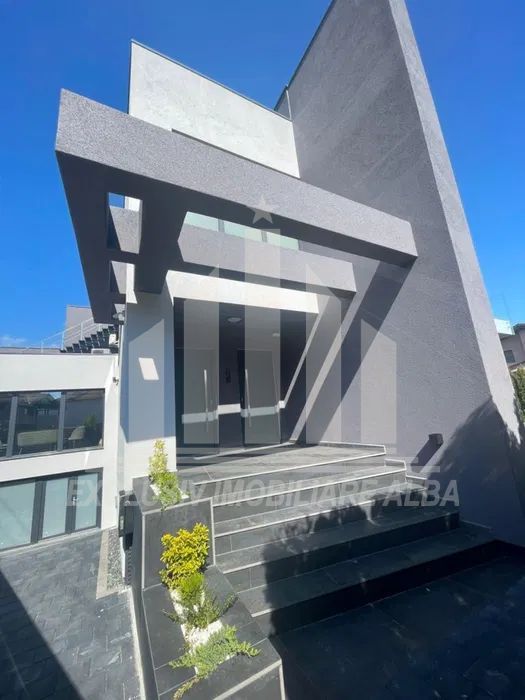 Apartament cu 3 camere de inchiriat, Cetate - Poză 6