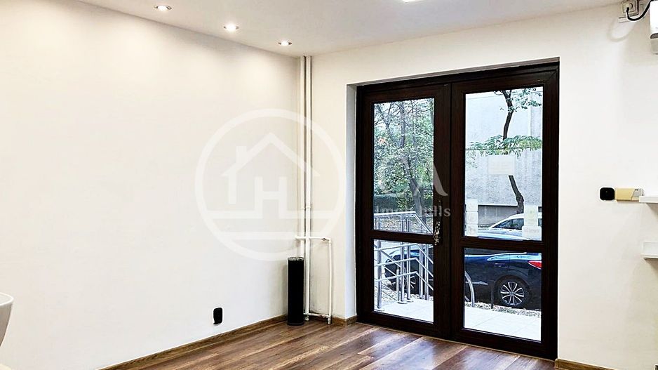 Spatiu comercial de vanzare in zona Decebal, Oradea - Poză 1