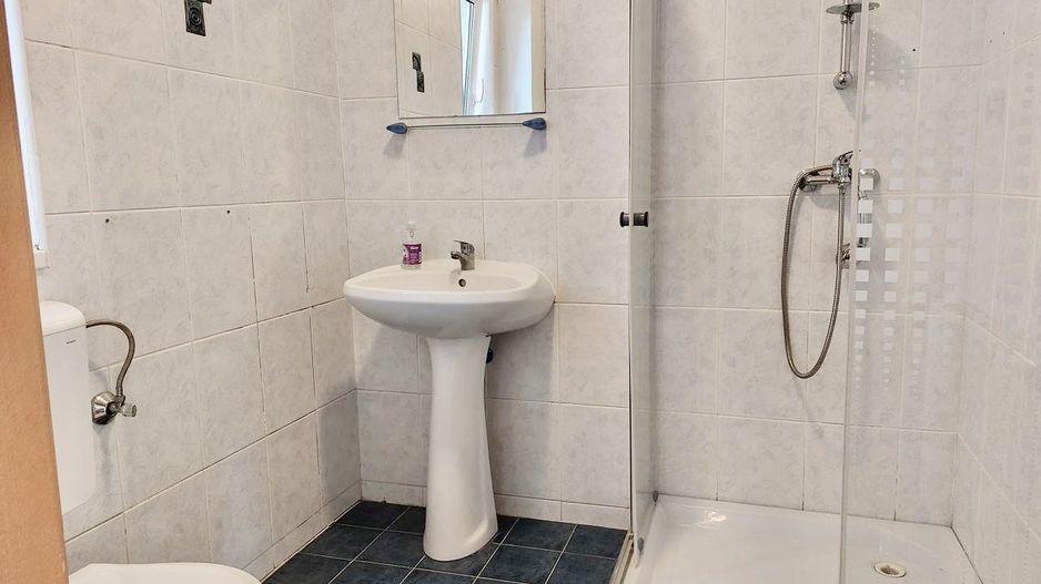 Birou 122 mp – parter, renovat, parcare inclusă - Poză 8