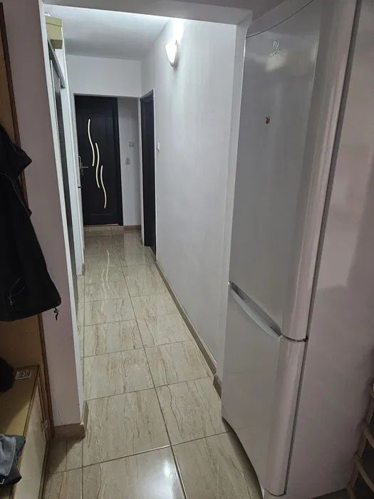 Apartament 3 camere de vanzare  Crangasi - Poză 3