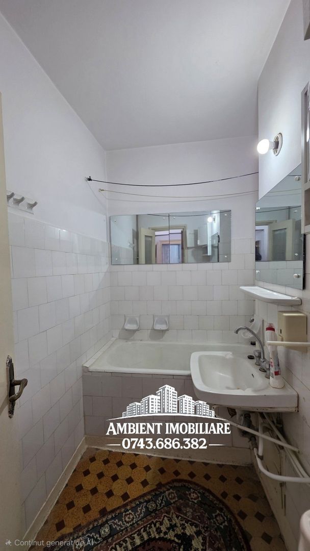 Apartament cu 3 camere, etaj 2, VASLUI - zona ULTRACENTRALĂ; - Poză 13
