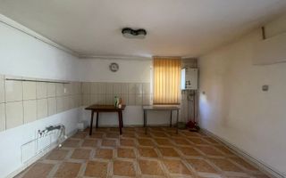 2 Case intr-o Curte/Zona Ultracentrala/Pretabil activitati Comerciale - Poză 14