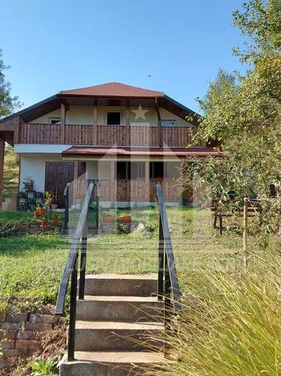 Casa individuala de vanzare, Cetate - Poză 1