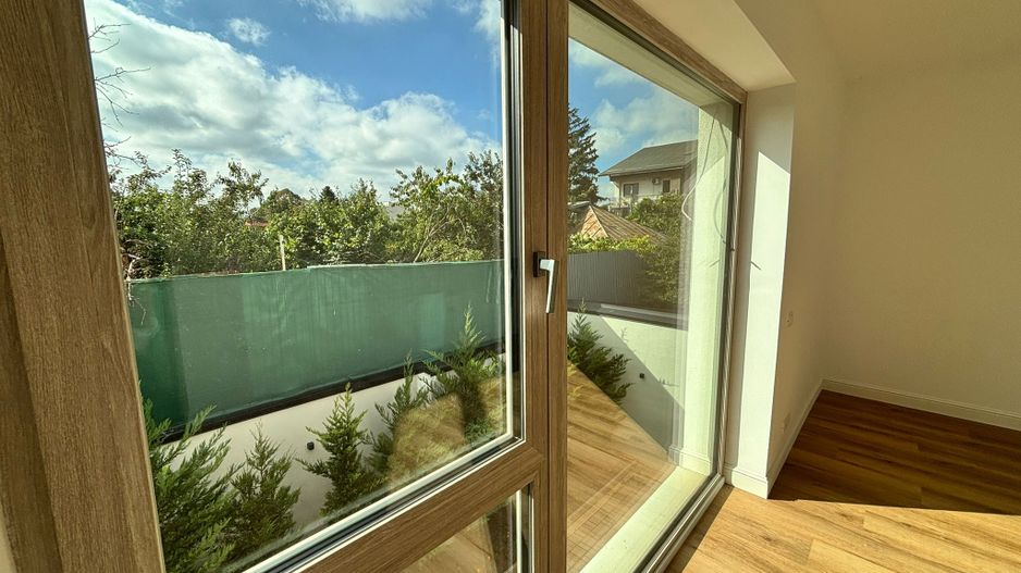 4 Camere I Spatios I Loc Parcare - Poză 1