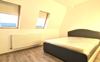 Casa semimobilata semiutilata in Cartier Izvor Tarlungeni Brasov - Poză 4