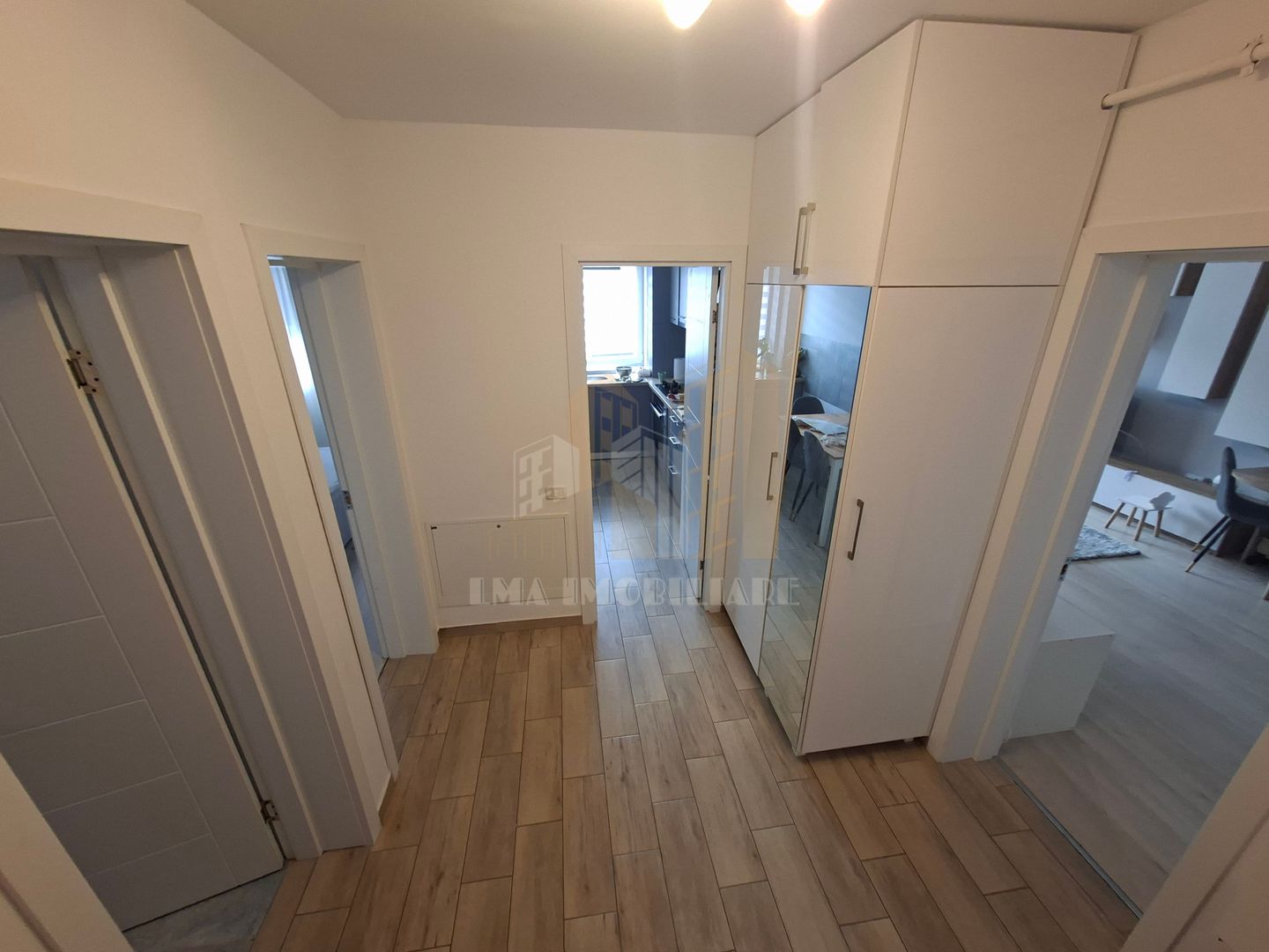 Apartament 2 camere decomandat Subcetate City Sanpetru Brasov - Poză 1
